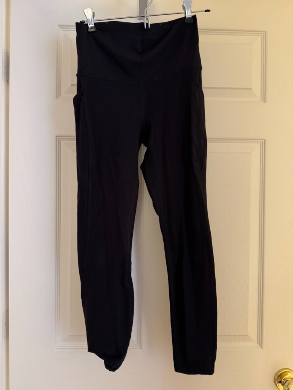 Lululemon Black Leggings with Side Pockets